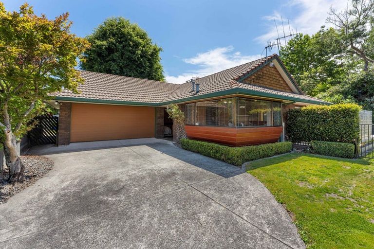 Photo of property in 3 Dresdan Court, Hokowhitu, Palmerston North, 4410