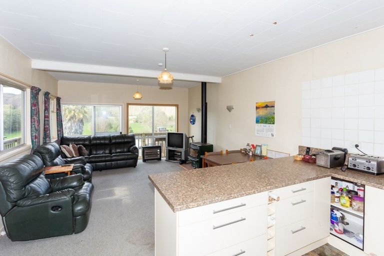 Photo of property in 36 Papaiti Road, Papaiti, Whanganui, 4584