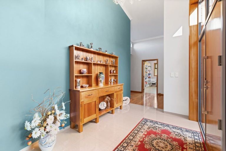 Photo of property in 26 Gravesend Place, Picton, 7220