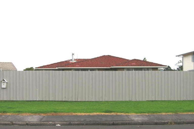 Photo of property in 8 Tabitha Crescent, Henderson, Auckland, 0612
