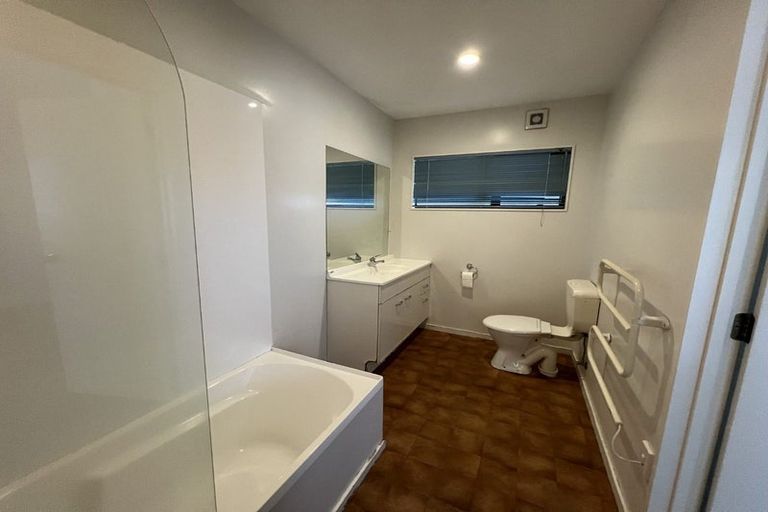 Photo of property in 164-166d Mount Wellington Highway, Mount Wellington, Auckland, 1060