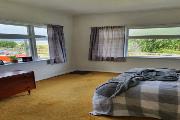 Photo of property in 147 Kawiu Road, Levin, 5510