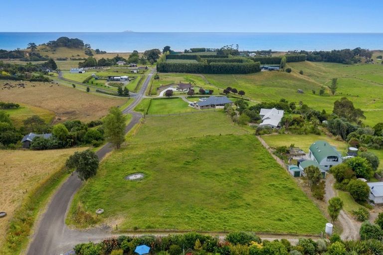 Photo of property in 15 Hanaia Road, Tirohanga, Opotiki, 3197