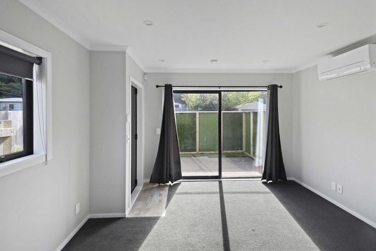 Photo of property in 130b Wellington Road, Wainuiomata, Lower Hutt, 5014