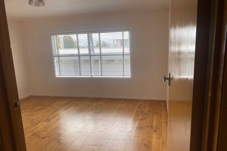 Photo of property in 9 Esplanade Road, Mount Eden, Auckland, 1024