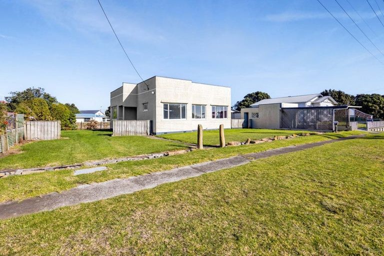 Photo of property in 35 Norfolk Street, Patea, 4520