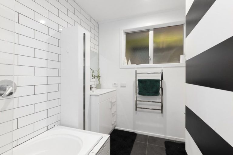 Photo of property in 3/17 Kowhai Street, Naenae, Lower Hutt, 5011