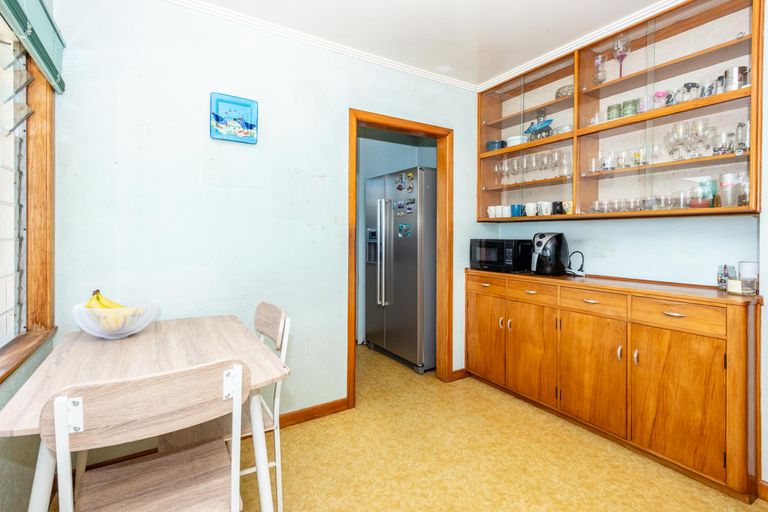 Photo of property in 215 Lytton Road, Elgin, Gisborne, 4010