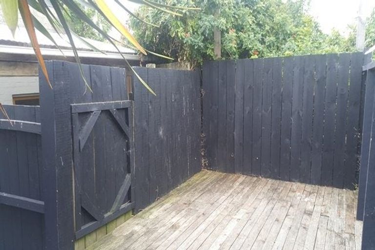 Photo of property in 7 Hobson Drive, Panmure, Auckland, 1072