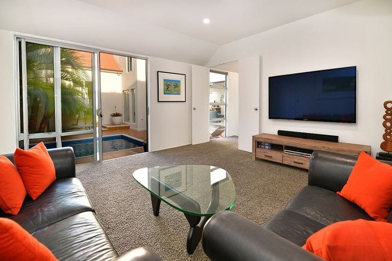 Photo of property in 78 Voyager Drive, Gulf Harbour, Whangaparaoa, 0930