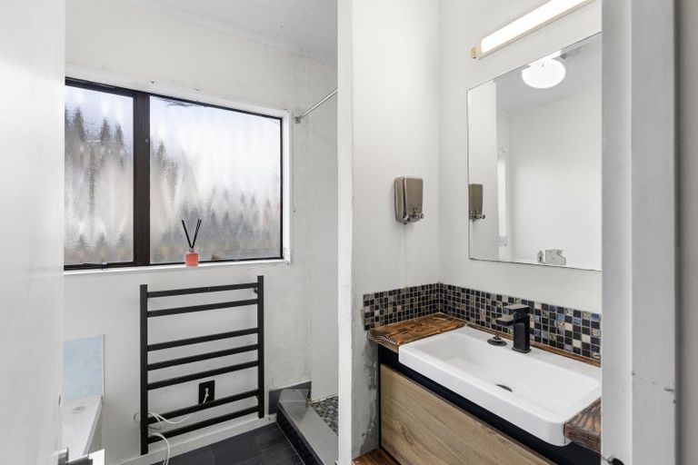 Photo of property in 4 Ngarimu Street, Roslyn, Palmerston North, 4414