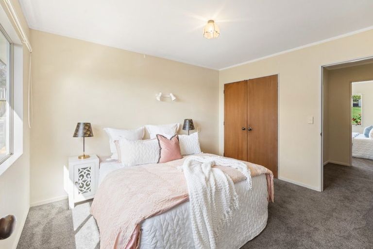 Photo of property in 51b Birkdale Road, Birkdale, Auckland, 0626