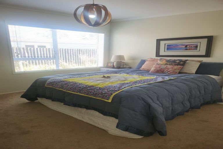 Photo of property in 1/132 Victoria Road, Devonport, Auckland, 0624