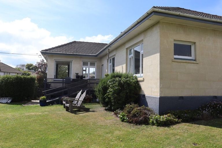 Photo of property in 74 Tyne Street, South Hill, Oamaru, 9400