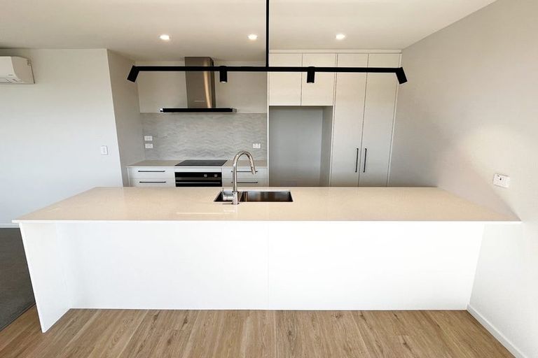 Photo of property in 33 Matai Springs Drive, Halswell, Christchurch, 8025