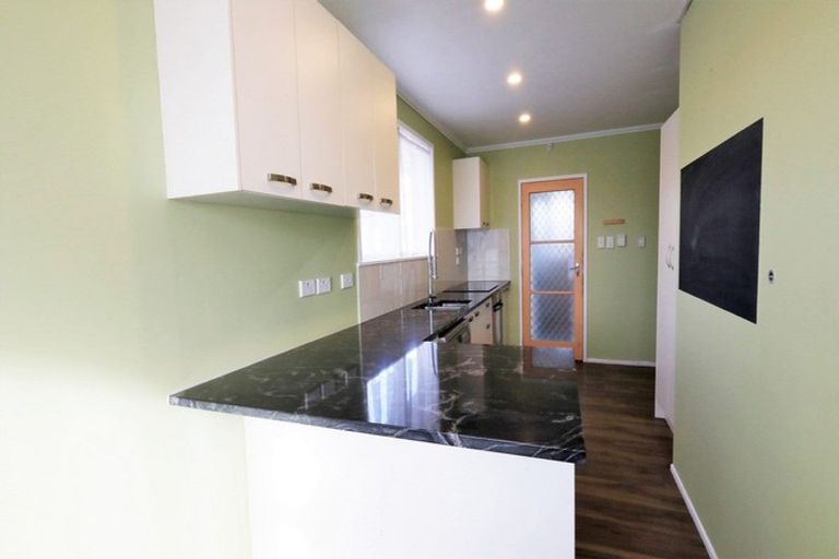 Photo of property in 99 Cargill Street, Papakura, 2110