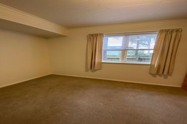 Photo of property in 172 Main Road South, Raumati South, Paraparaumu, 5032