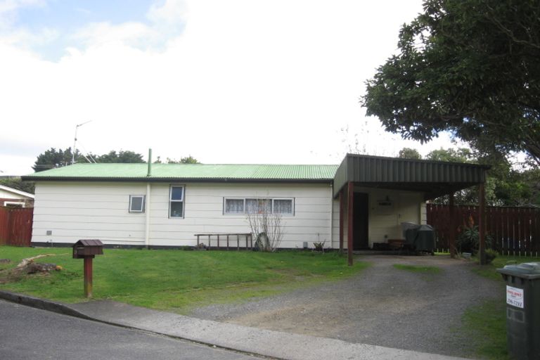 Photo of property in 15 Ruahine Street, Paraparaumu, 5032