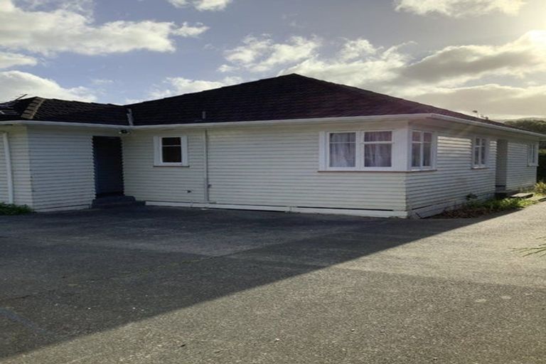Photo of property in 105 Main Road, Wainuiomata, Lower Hutt, 5014