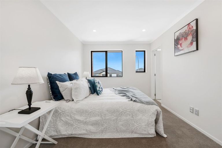 Photo of property in 4 Aklander Rise, Flat Bush, Auckland, 2019