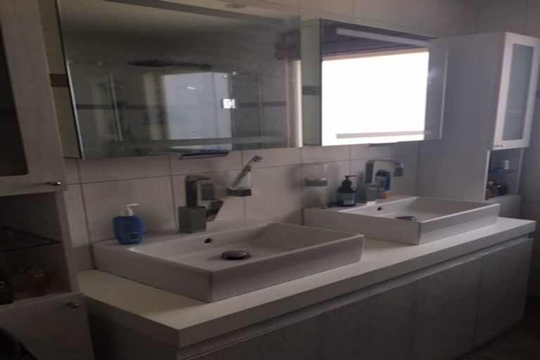 Photo of property in 3 Douglas Street, Paraparaumu Beach, Paraparaumu, 5032