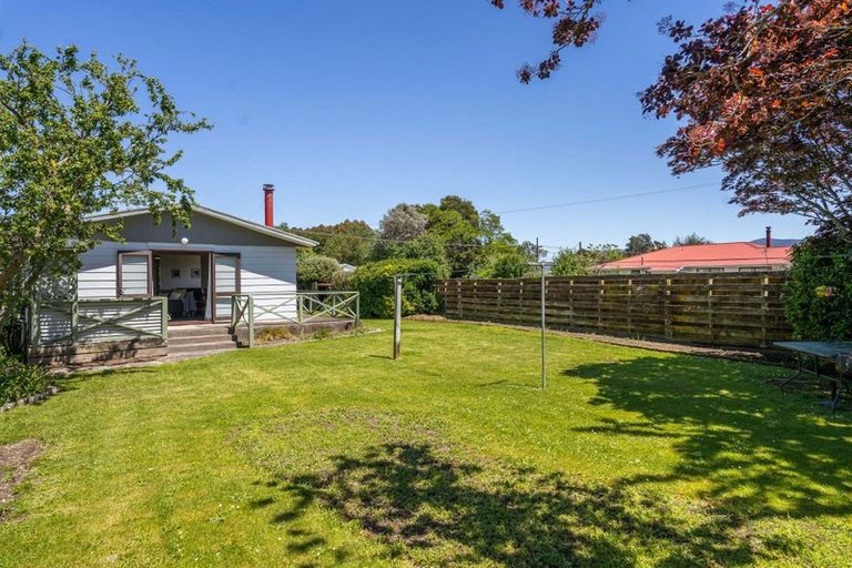 Photo of property in 38 Philip Street, Carterton, 5713