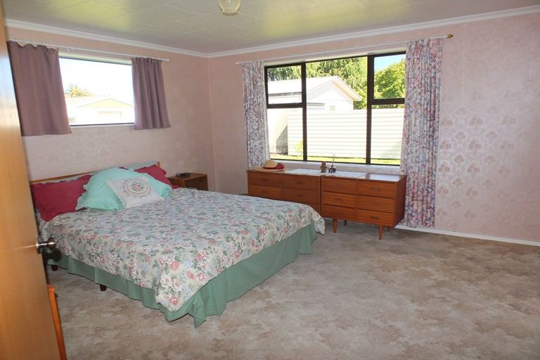 Photo of property in 24b Park Street, Foxton, 4814