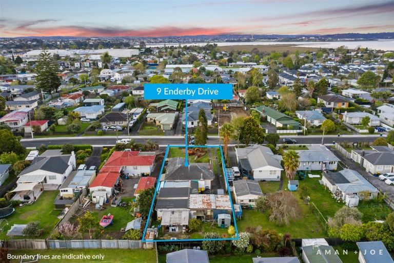 Photo of property in 9 Enderby Drive, Te Atatu Peninsula, Auckland, 0610