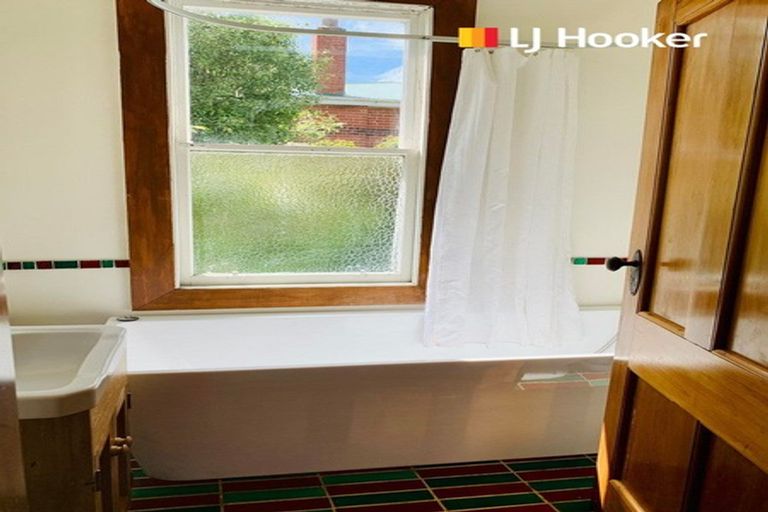 Photo of property in 32 Hereford Street, Kaikorai, Dunedin, 9010