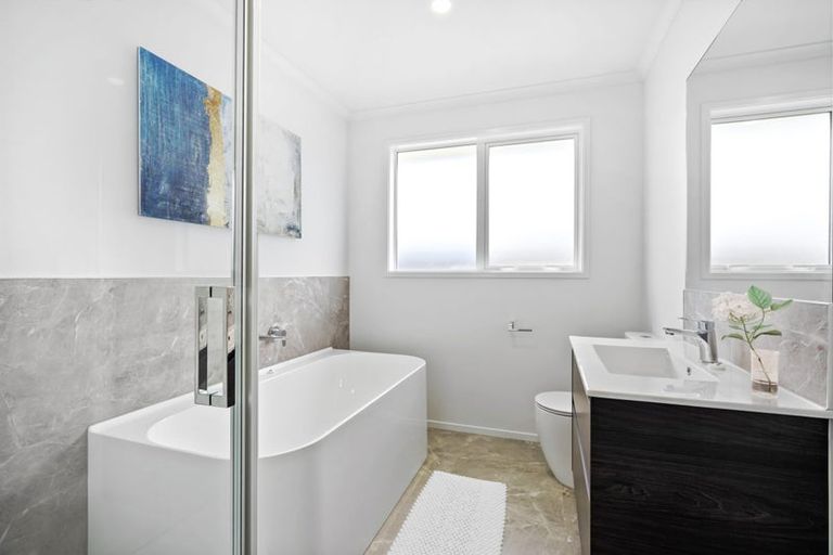 Photo of property in 63 Glenbervie Drive, Glenbervie, 0173