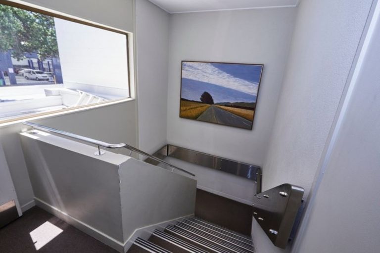 Photo of property in 6 Raroa Road, Kelburn, Wellington, 6012