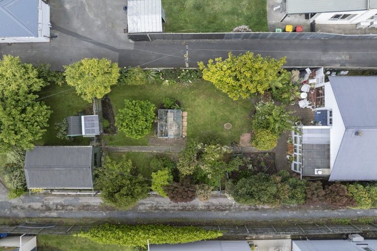 Photo of property in 21 East Avenue, Saint Kilda, Dunedin, 9012