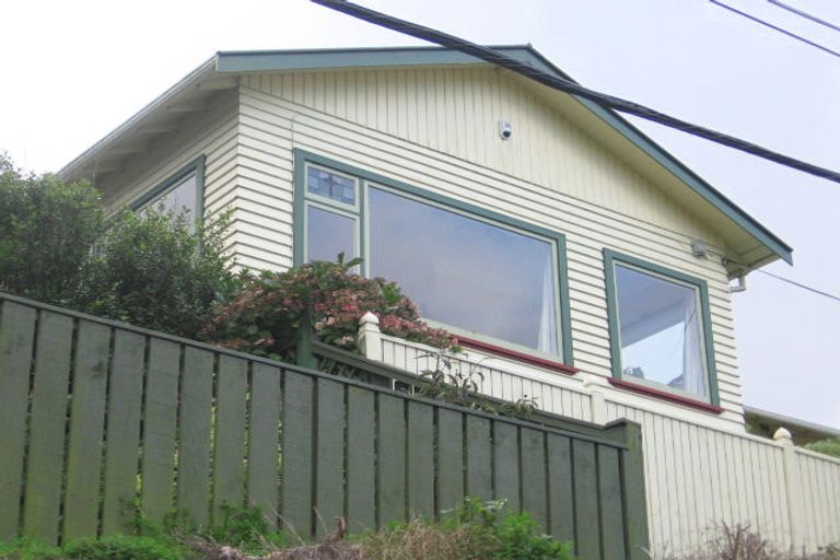 Photo of property in 10 Sunshine Avenue, Karori, Wellington, 6012