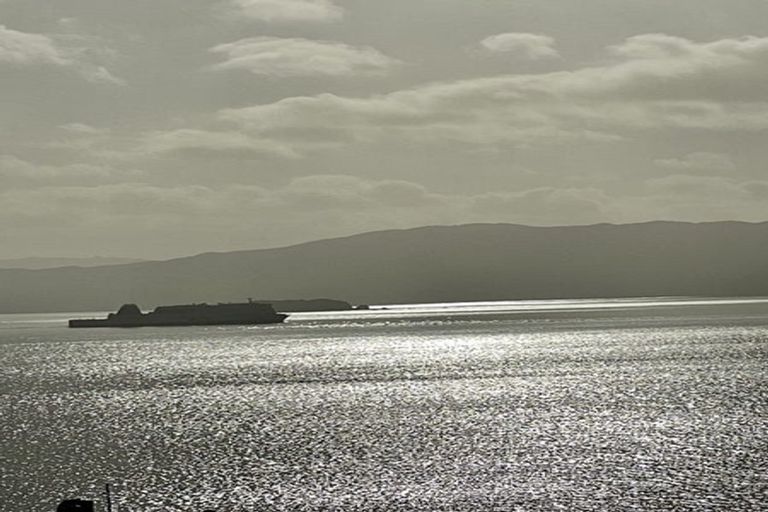 Photo of property in 15 Pinelands Avenue, Seatoun, Wellington, 6022