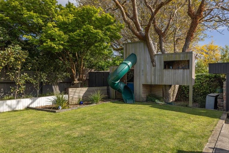 Photo of property in 47 Cleveland Street, Edgeware, Christchurch, 8013