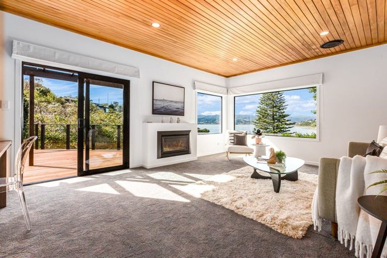 Photo of property in 77 Paremata Road, Paremata, Porirua, 5024