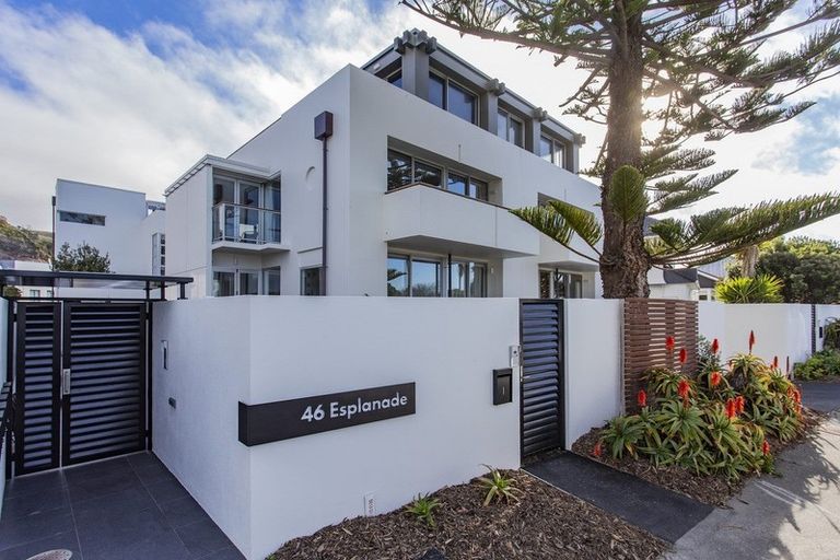 Photo of property in 6/46 Esplanade, Sumner, Christchurch, 8081