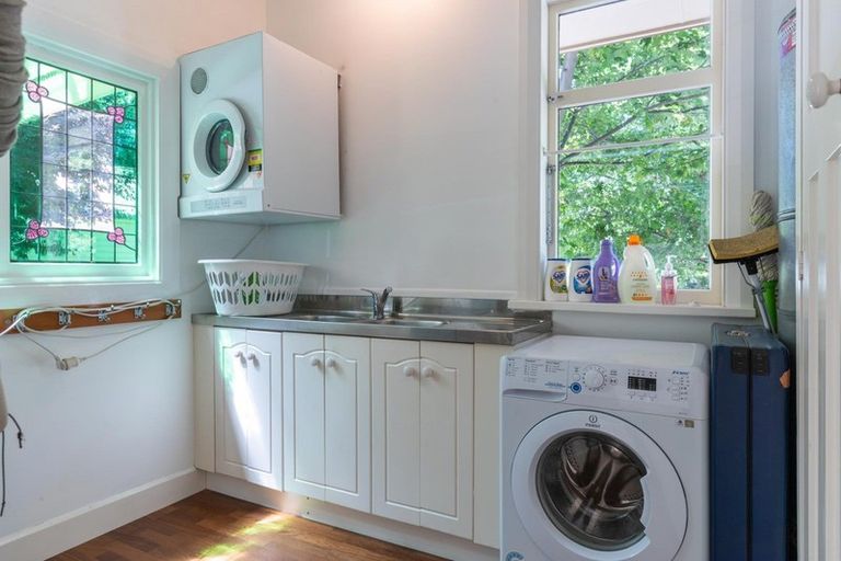 Photo of property in 20 Mountain View Road, Dalefield, Queenstown, 9371