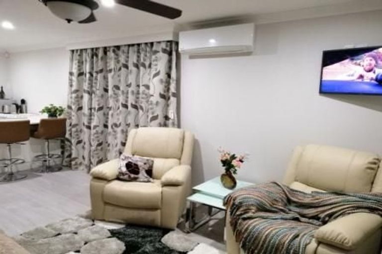 Photo of property in 76 Ferndown Avenue, Papatoetoe, Auckland, 2025