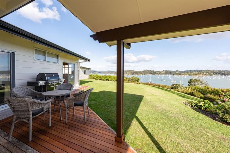 Photo of property in 25 Deeming Road, Okiato, Russell, 0272