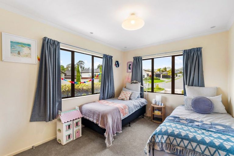 Photo of property in 81 Hikanui Drive, Havelock North, 4130