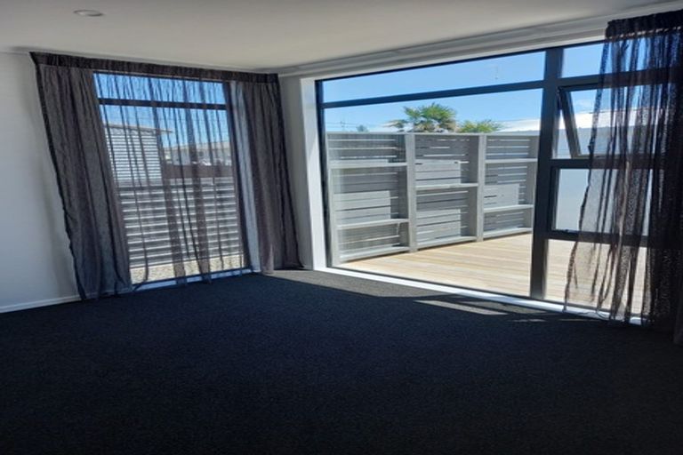 Photo of property in 1a Warren Street, Foxton Beach, 4815