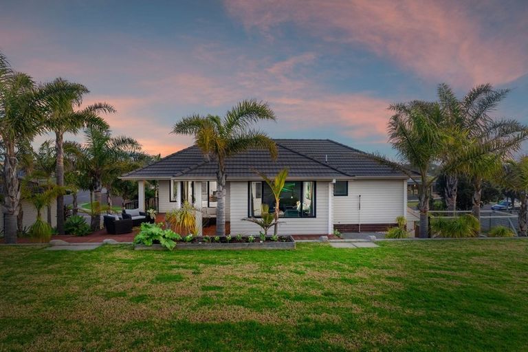 Photo of property in 4 Fishermans Drive, Coastlands, Whakatane, 3120