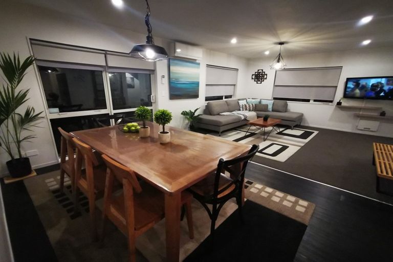 Photo of property in 4 Apple Orchard Way, Sunnyvale, Auckland, 0612