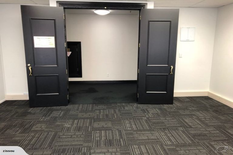 Photo of property in 300 Queen Sh25 Street, Thames, 3500