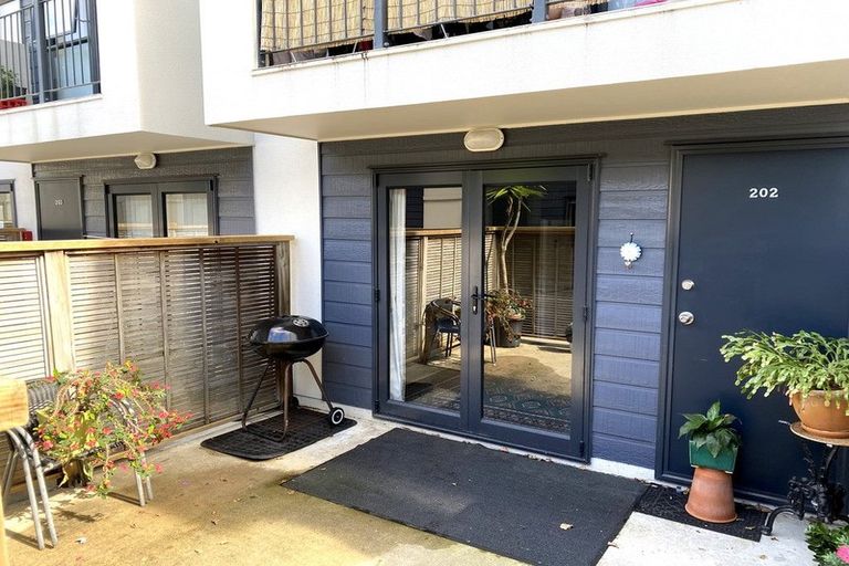 Photo of property in 202/20 Upper Queen Street, Auckland Central, Auckland, 1010