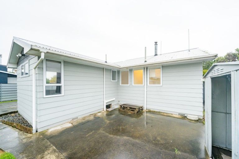 Photo of property in 28 Rhodes Drive, Kelvin Grove, Palmerston North, 4414