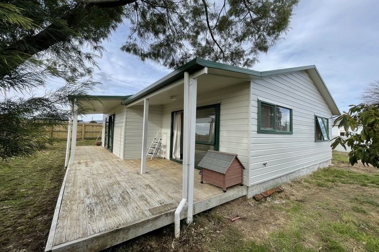 Photo of property in 52 Miller Street, Dannevirke, 4930