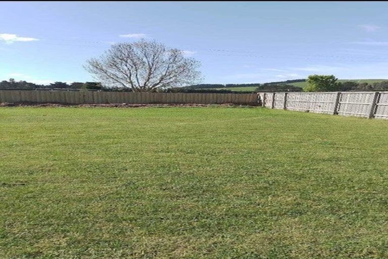 Photo of property in 45 Willowside Place, Amberley, 7410