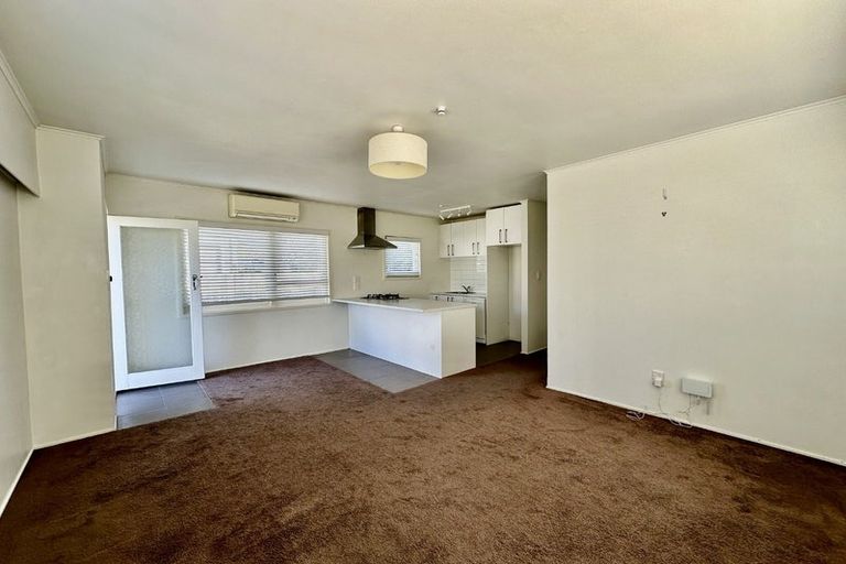 Photo of property in 80 Ngataringa Road, Devonport, Auckland, 0624